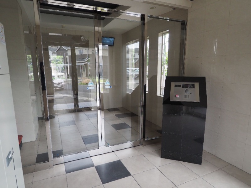 モニター付きのオートロックでセキュリティ面でも安心です