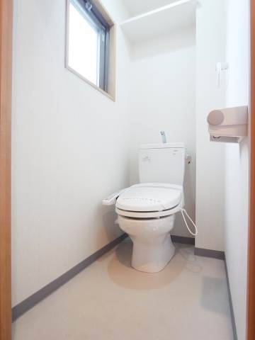 ウォシュレット付きで快適です。