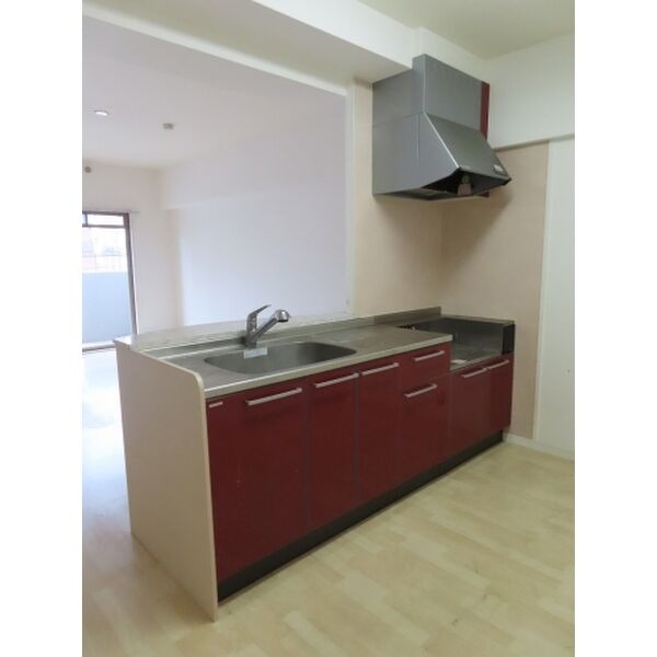 人気のカウンターキッチンです