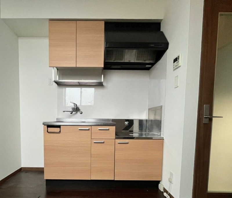 まな板が置ける十分な広さのキッチン