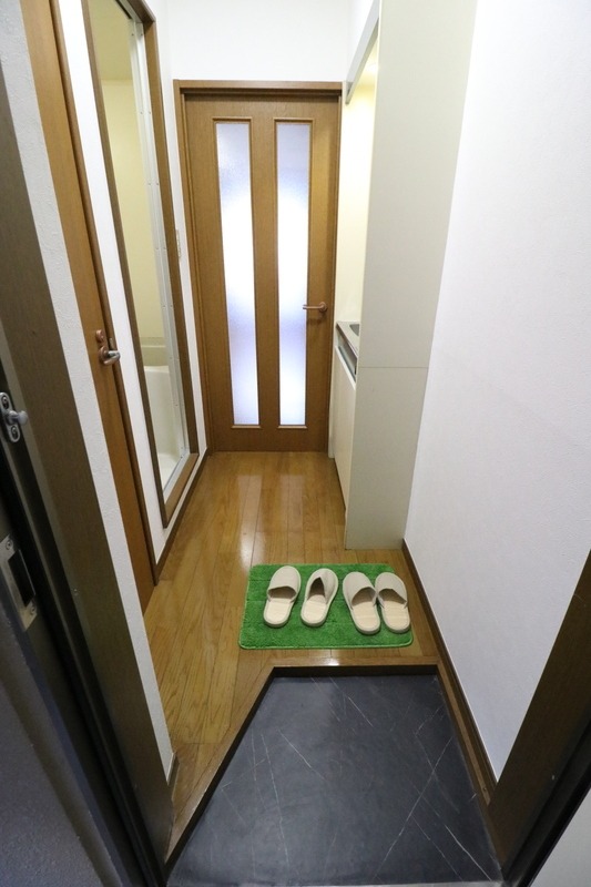 玄関からはこのようになっています。