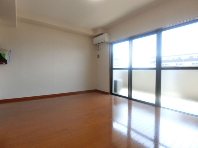 エアコン付きは嬉しいポイントですね