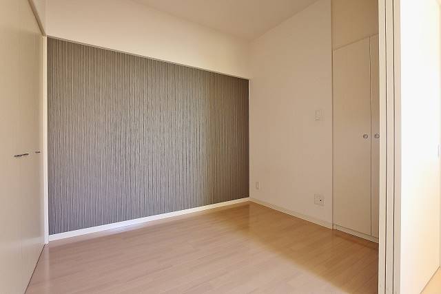 寝室はこちらにどうぞ