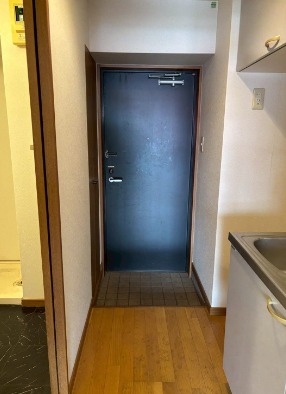 玄関はこのようになっています。