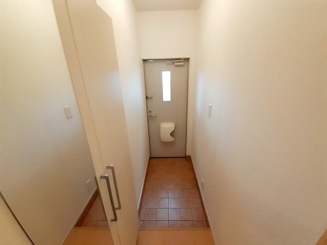 お出迎えはこちらでどうぞ。