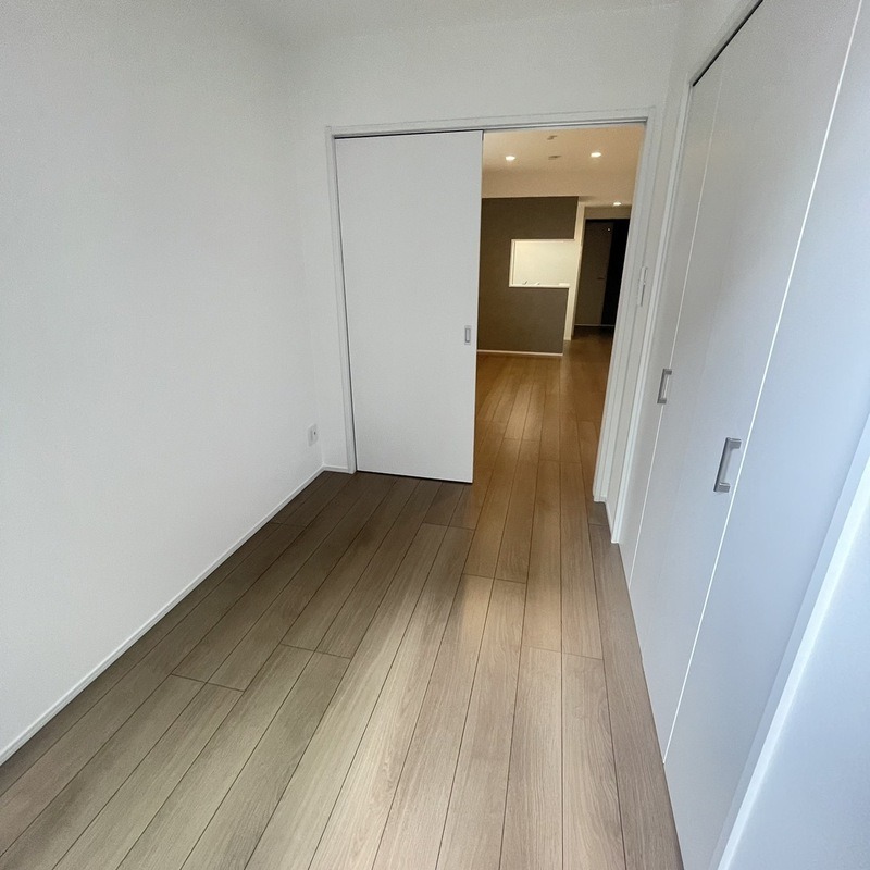 こちら寝室にいかがでしょうか。