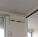嬉しいエアコン付き。