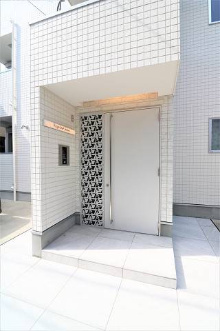 オートロック完備です