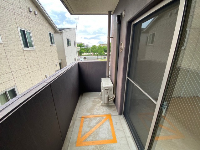 天気の良いの洗濯物はこちらで