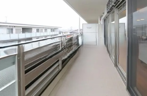 洗濯物を干すスペースも十分にあります。