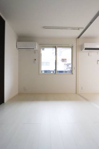 こちらもフローリングです。別部屋参照。
