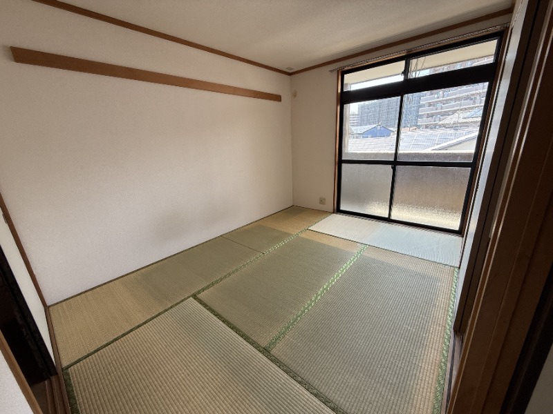 和室も落ち着く空間です