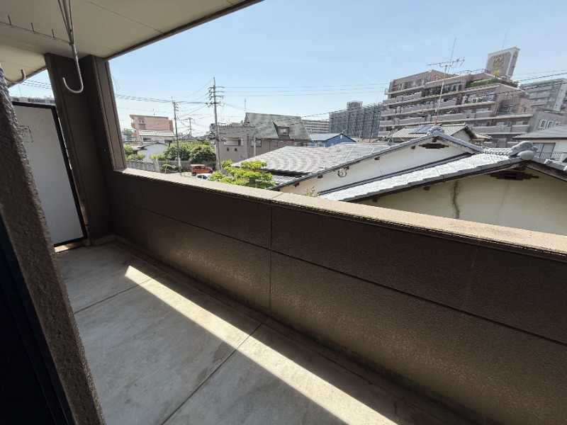 広いバルコニーで気分爽快