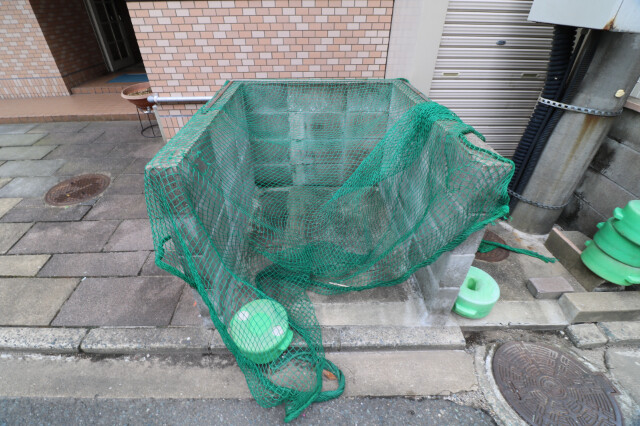 敷地内・建物