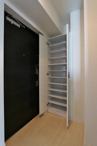 オシャレな玄関ですね