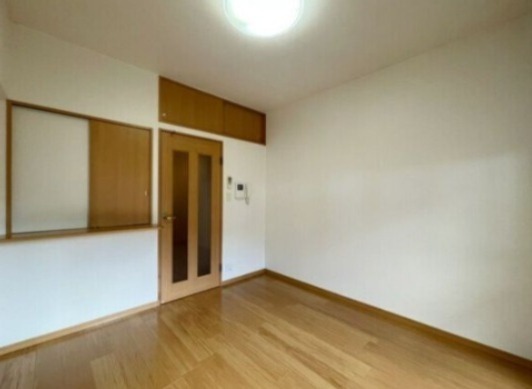 家具の配置がしやすいお部屋です