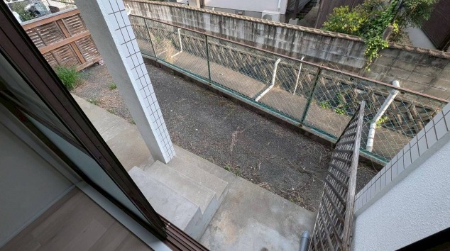 天気の良い日はこちらで洗濯物を干せます