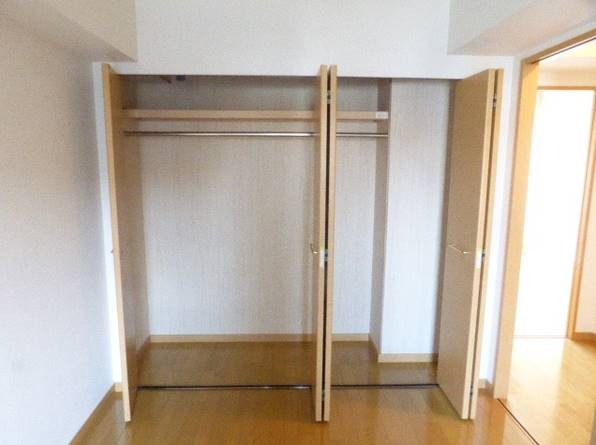 大容量のクローゼットですね