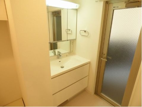 お出かけ前の身支度はこちらでバッチリです
