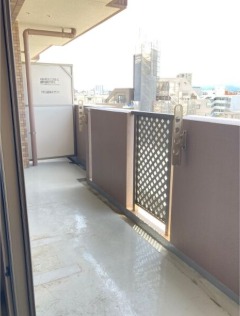 天気のいい日はこちらで洗濯物を干せます