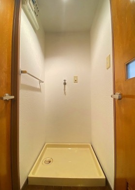 洗濯機は室内に置くことができます。