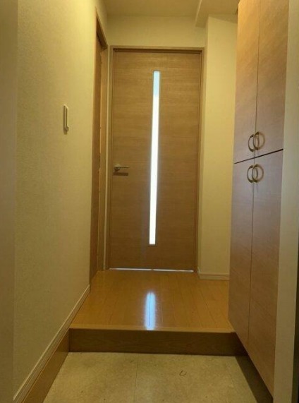 玄関から入るとこの景色