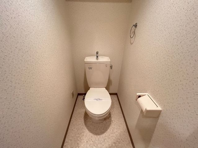 清潔感のあるトイレです