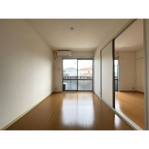 南向きで日当たり良好のお部屋