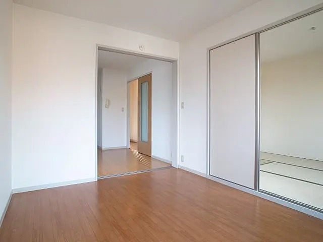 洋室の広々としています！