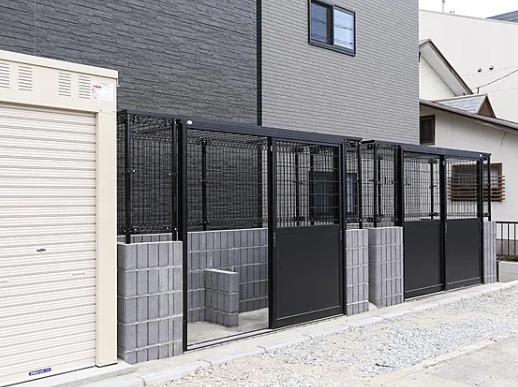 敷地内にゴミ置き場あります