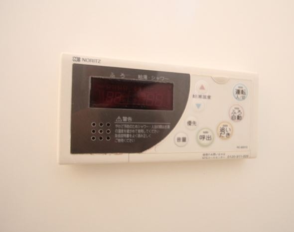 ボタン一つで温度調整できます。