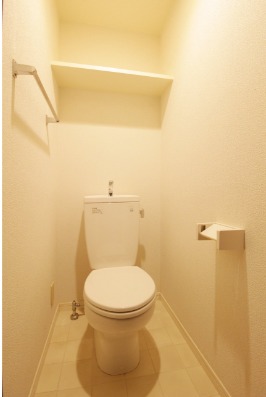 清潔感のあるトイレです。