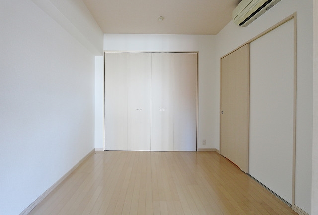 寝室にぴったりな洋室