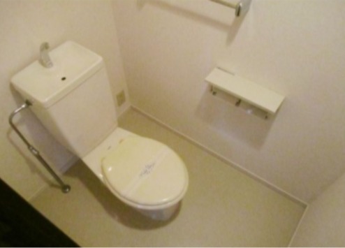 清潔感のあるトイレです