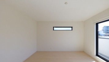 こちらは寝室にぴったりの洋室です