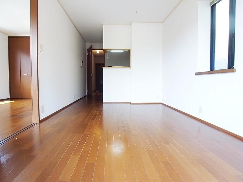 家具の配置がしやすいお部屋です