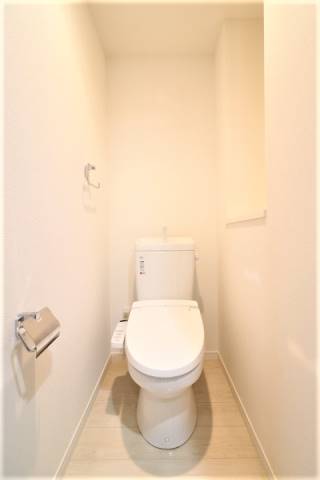 清潔感のあるトイレです
