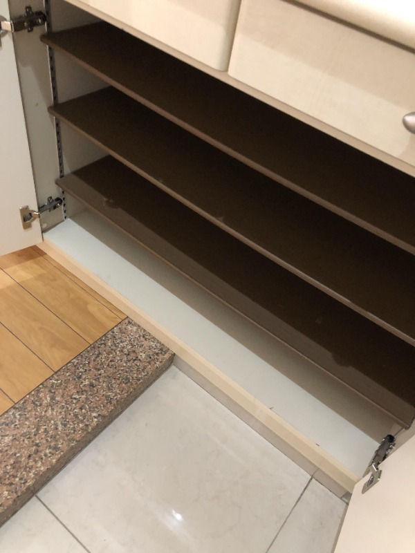良い高さのシューズボックスです