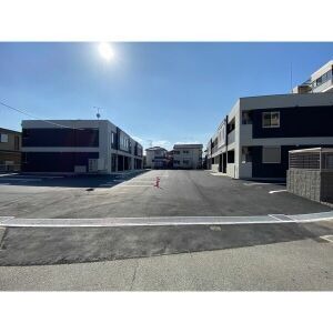 今なら敷地内駐車場空きあります