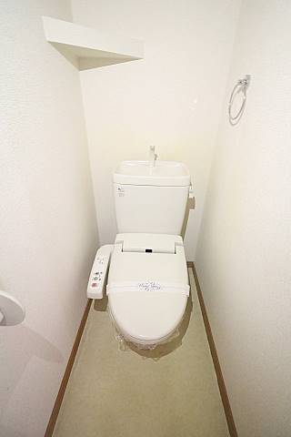 ウォシュレット付きで快適です。