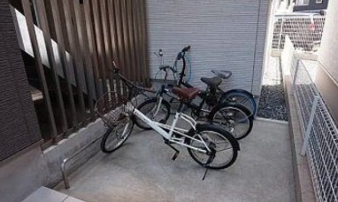 駐輪場あります