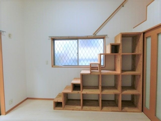 階段収納