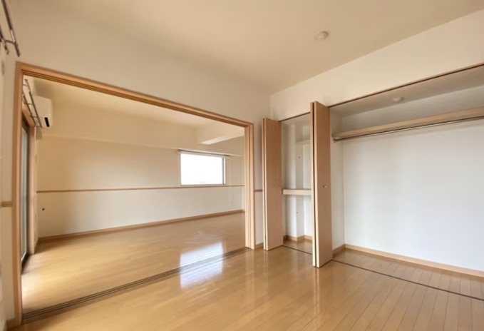 こちら寝室にいかがでしょうか。