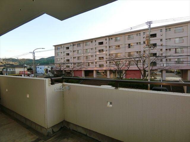 洗濯物はこちらへどうぞ。