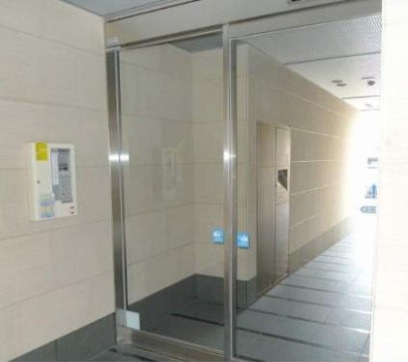 オートロック付きです