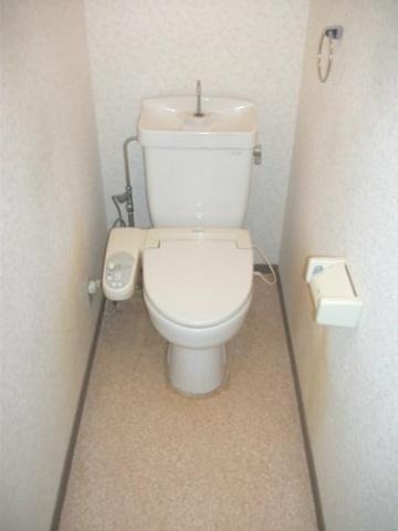 嬉しい温水洗浄機能付き