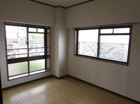 明るいお部屋ですね。