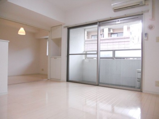 日当たり良好な明るいお部屋です
