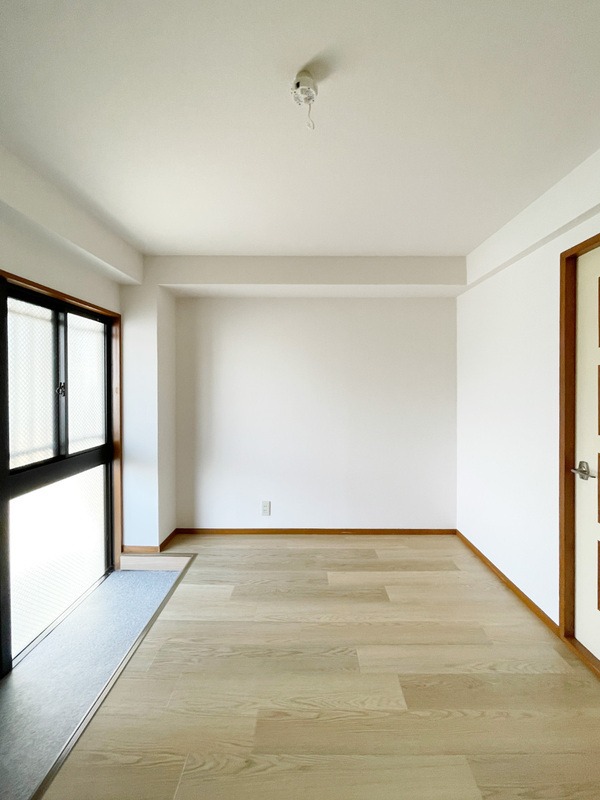 南西向きで明るいお部屋