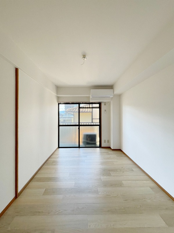 6帖越えのお部屋が二部屋